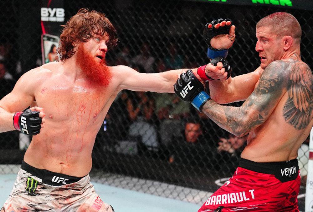 Shara « Bullet » Magomedov s'impose par décision unanime contre Marc-André Barriault lors de l'UFC Abu Dhabi Shara « Bullet » Magomedov s'impose par décision unanime contre Marc-André Barriault lors de l'UFC Abu Dhabi