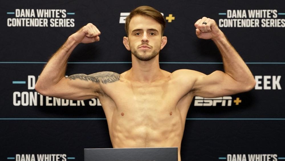 Tommy Cuozzi et Ramiro Jimenez, deux combattants invaincus, pour un seul contrat UFC | DWCS 78 Tommy Cuozzi et Ramiro Jimenez, deux combattants invaincus, pour un seul contrat UFC | DWCS 78