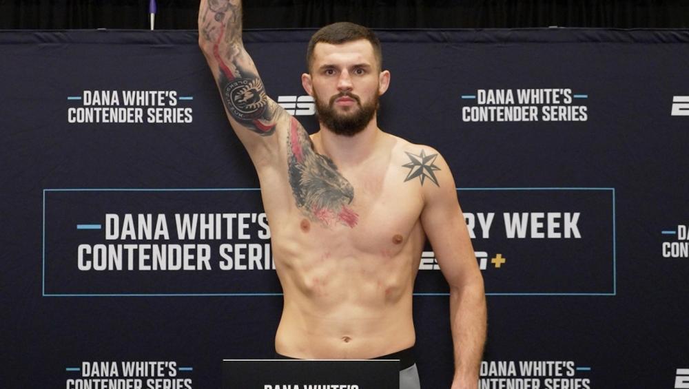 Theo Haig affronte l'expérimenté Cezary Oleksiejczuk dans un combat décisif pour un contrat à l'UFC | DWCS 80 Theo Haig affronte l'expérimenté Cezary Oleksiejczuk dans un combat décisif pour un contrat à l'UFC | DWCS 80