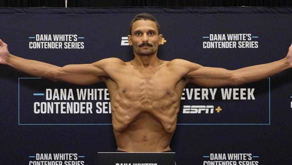 Mandel Nallo, 33 ans, joue l'une de ses dernières cartes face à l'ascension de Samuel Silva | DWCS 80 Mandel Nallo, 33 ans, joue l'une de ses dernières cartes face à l'ascension de Samuel Silva | DWCS 80