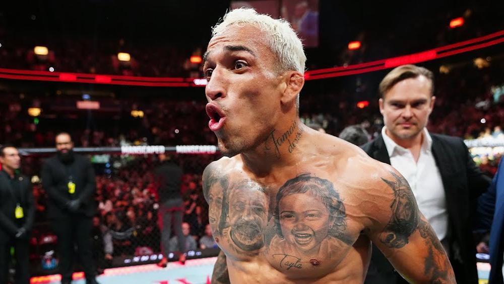Analyse : comment Rafael Fiziev pourrait surprendre dans le main event contre Charles Oliveira Analyse : comment Rafael Fiziev pourrait surprendre dans le main event contre Charles Oliveira