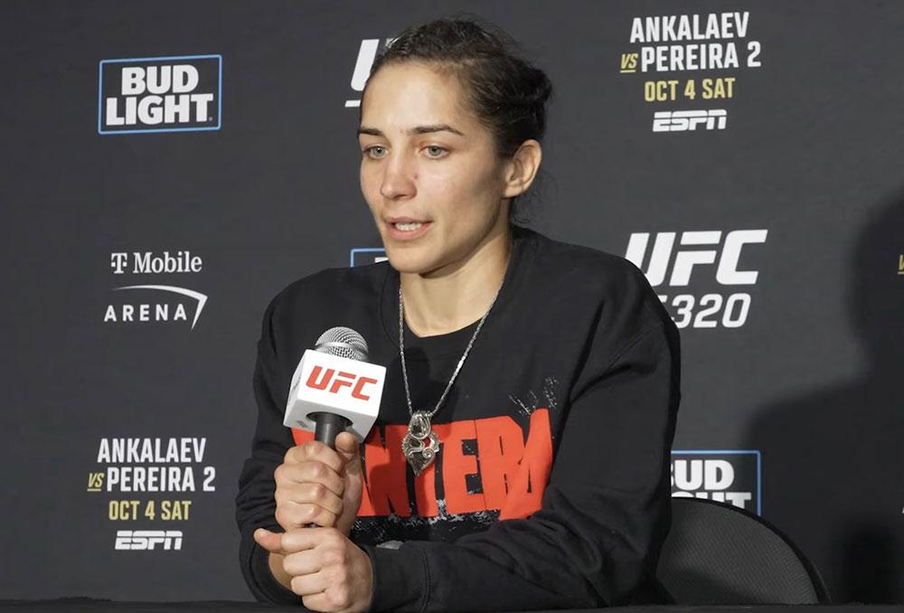 Veronica Hardy révèle avoir senti le bras de son adversaire craquer | UFC 320
