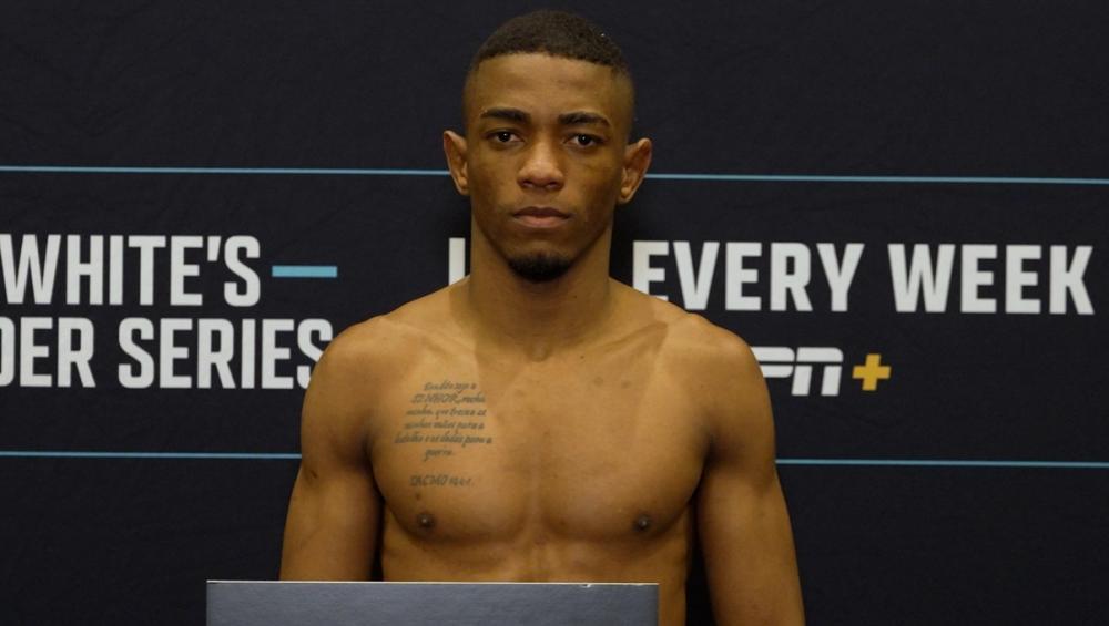 Imanol Rodriguez face à Roque Junior : un duel de cogneurs pour un contrat à l'UFC | DWCS 85 Imanol Rodriguez face à Roque Junior : un duel de cogneurs pour un contrat à l'UFC | DWCS 85