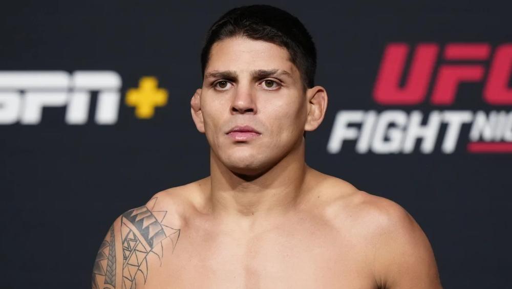 Gregory Rodrigues veut asseoir sa domination face à l'explosivité de Brunno Ferreira lors de l'UFC 326 Gregory Rodrigues veut asseoir sa domination face à l'explosivité de Brunno Ferreira lors de l'UFC 326
