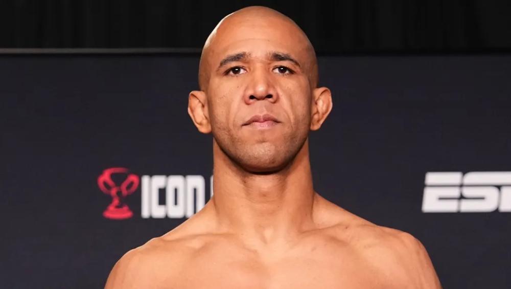 Gregory Rodrigues veut asseoir sa domination face à l'explosivité de Brunno Ferreira lors de l'UFC 326 Gregory Rodrigues veut asseoir sa domination face à l'explosivité de Brunno Ferreira lors de l'UFC 326