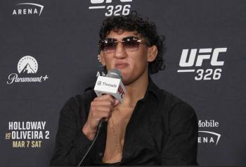 “J'ai réussi ce test avec brio” : Raul Rosas Jr. analyse sa victoire stratégique face à Rob Font | UFC 326