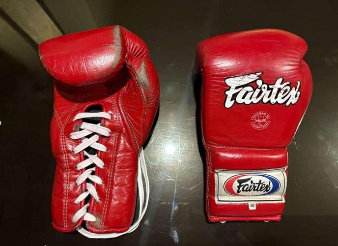 Pourquoi les gants de boxe sont l'accessoire n°1 du combattant MMA ? Pourquoi les gants de boxe sont l'accessoire n°1 du combattant MMA ?