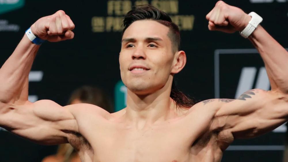 Ricky Simon et Adrian Yanez jouent leur survie à l'UFC dans un choc explosif à Seattle | UFC Fight Night 271 Ricky Simon et Adrian Yanez jouent leur survie à l'UFC dans un choc explosif à Seattle | UFC Fight Night 271