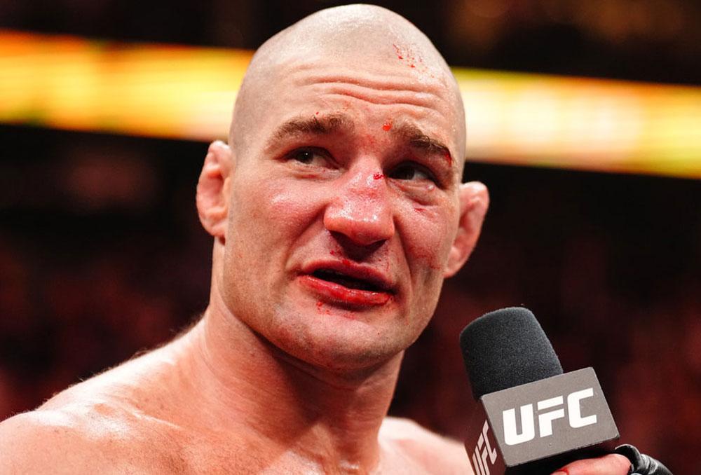 Sean Strickland présente ses excuses à Dustin Poirier après ses critiques sur son arrestation