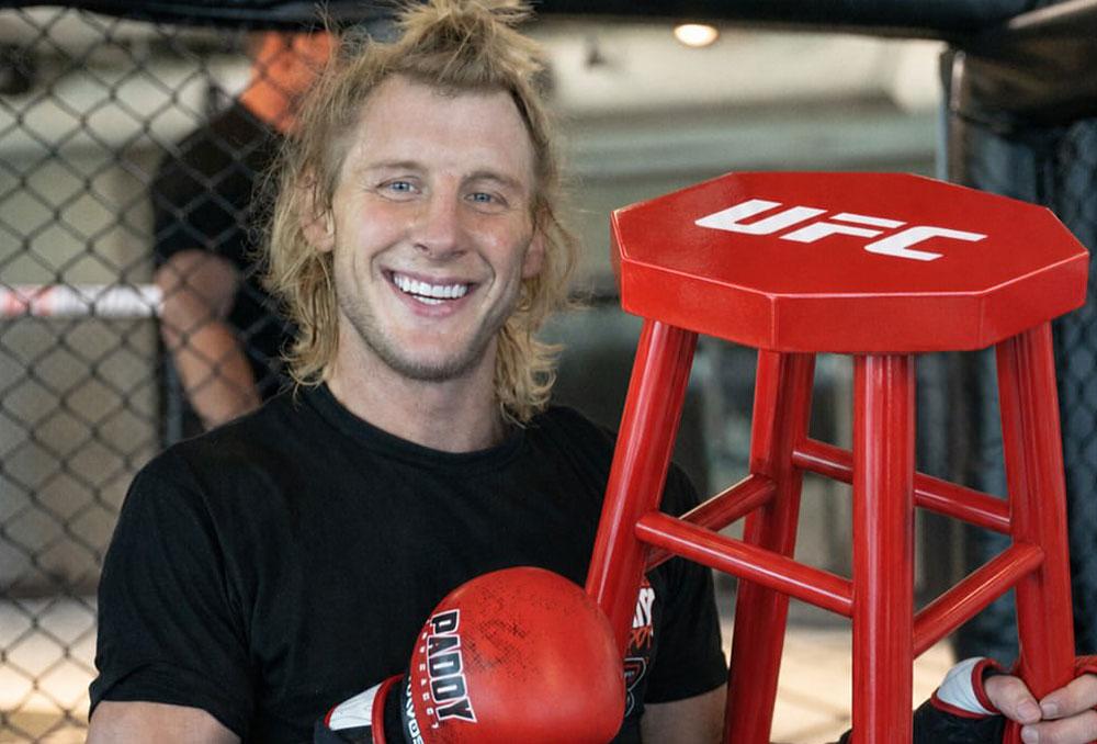 Paddy Pimblett débourse 14 000 dollars pour s'offrir le tabouret de la défaite d'Ilia Topuria