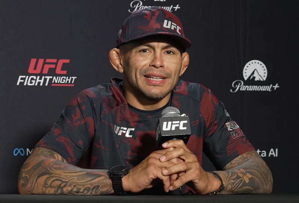 UFC Fight Night 284 : Diego Ferreira refuse de parler de retraite avant son combat contre Billy Quarantillo