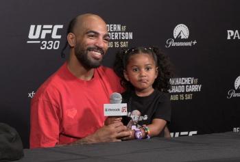 UFC 330 : Charles Johnson décrypte son « Scottish Twister » et célèbre sa victoire avec sa fille