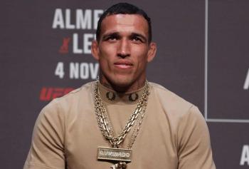 Charles Oliveira réclame une revanche pour le titre face à Justin Gaethje