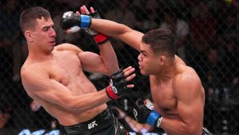 Manuel Torres endort Nikolas Motta avec un coup de coude monstrueux | UFC Vegas 75