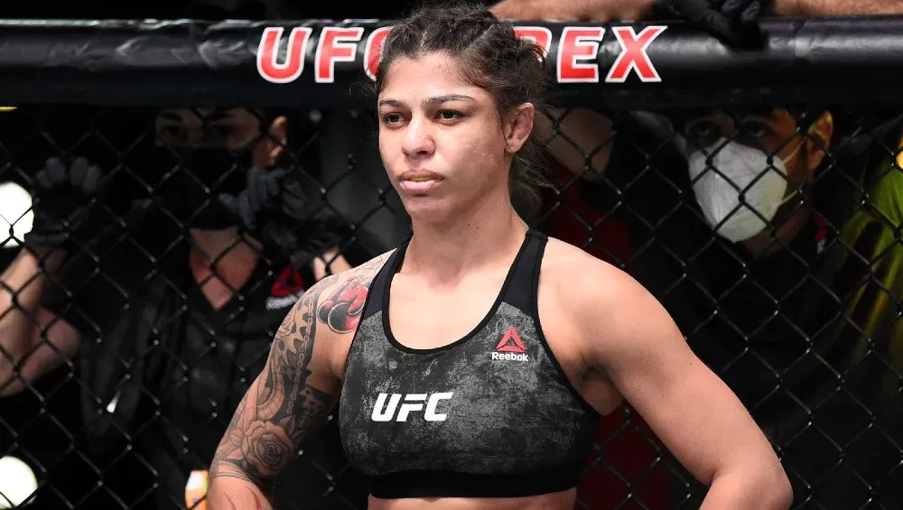 Mayra Bueno Silva annonce un test antidopage positif pour son combat contre Holly Holm