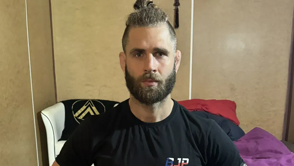 Jiří Procházka en isolement total pour préparer son retour à l'UFC