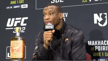 Jailton Almeida prêt à affronter Ciryl Gane à Paris : « Je me vois le finir » | UFC 302