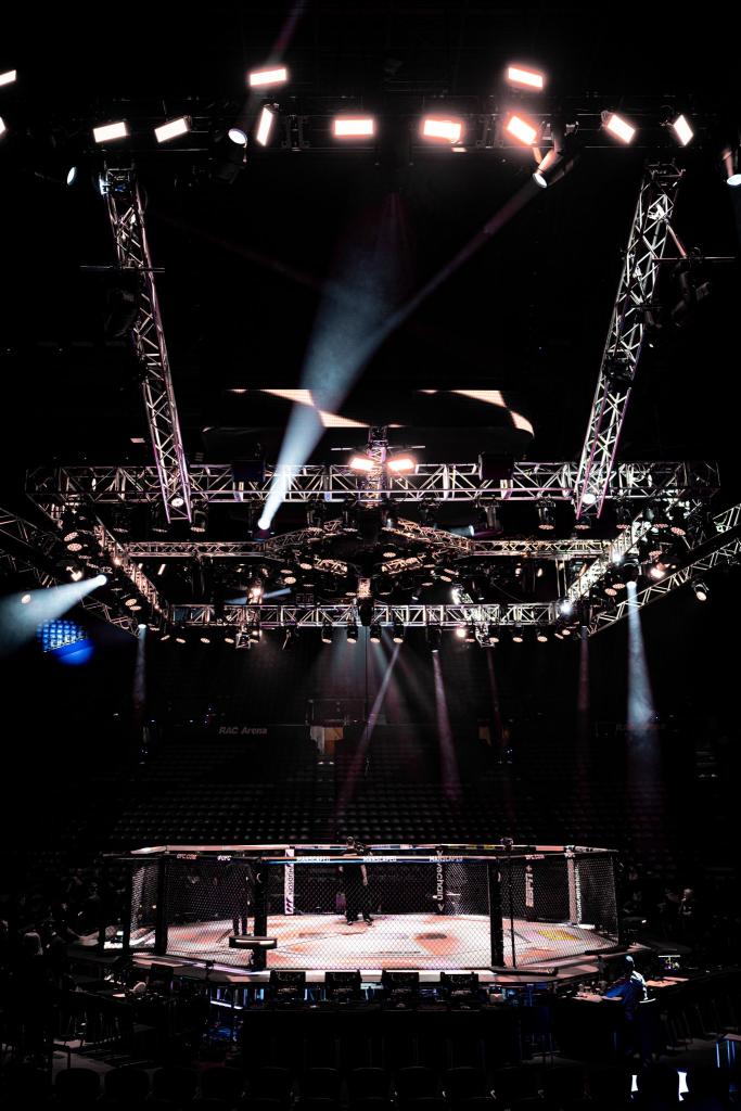 UFC 305 - Photos | Perth