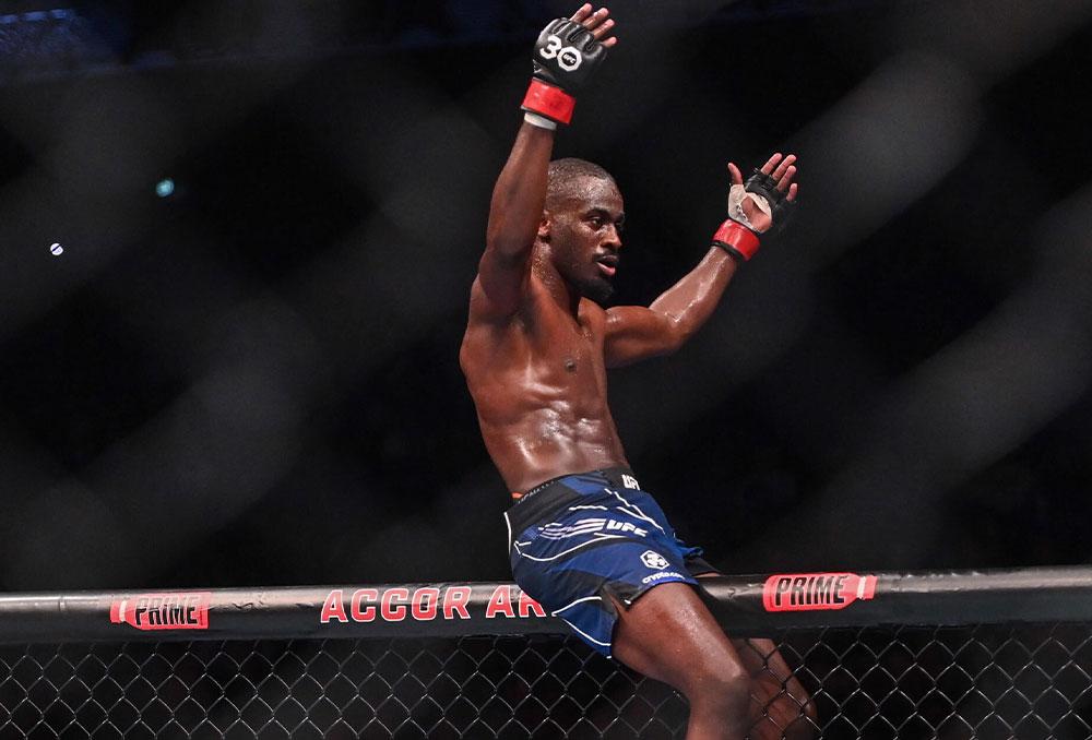 Troisième acte à Paris pour William Gomis : un combat crucial face à Joanderson Brito | UFC Paris 3