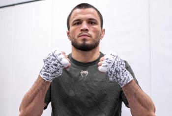 Umar Nurmagomedov explique qu'une blessure au bras a empêché un combat en janvier