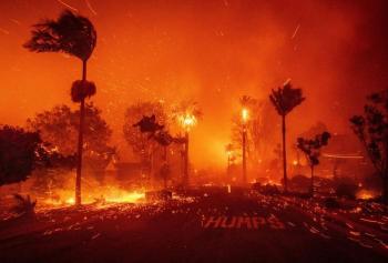 Les incendies ravageant Los Angeles soulèvent des questions quant au maintien de l'UFC 311