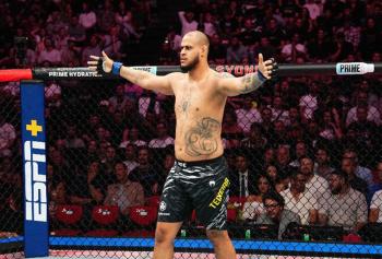 UFC 312 - Tallison Teixeira s’impose en 35 secondes face à Justin Tafa avec un KO éclair | Sydney