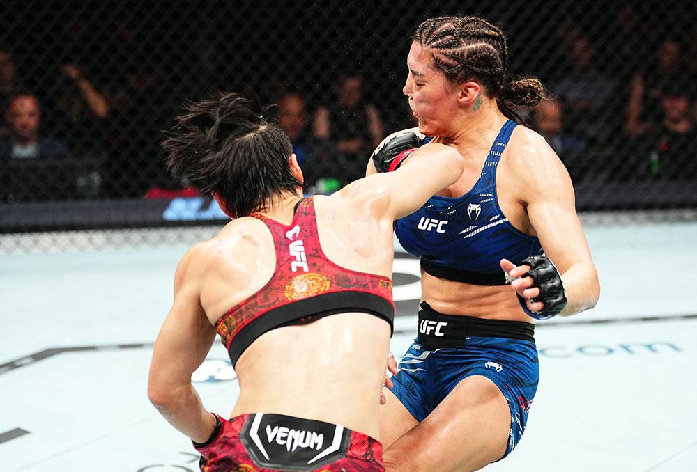 UFC 312 - Weili Zhang inflige à Tatiana Suarez sa première défaite et reste championne des poids pailles | Sydney