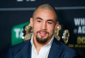 Robert Whittaker refuse le défi de Roman Dolidze et vise plus grand pour son avenir à l’UFC