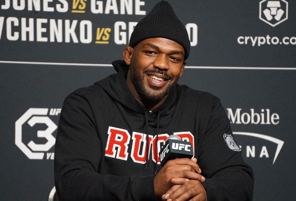 Jon Jones devient copropriétaire de la nouvelle ligue Dirty Boxing Championship